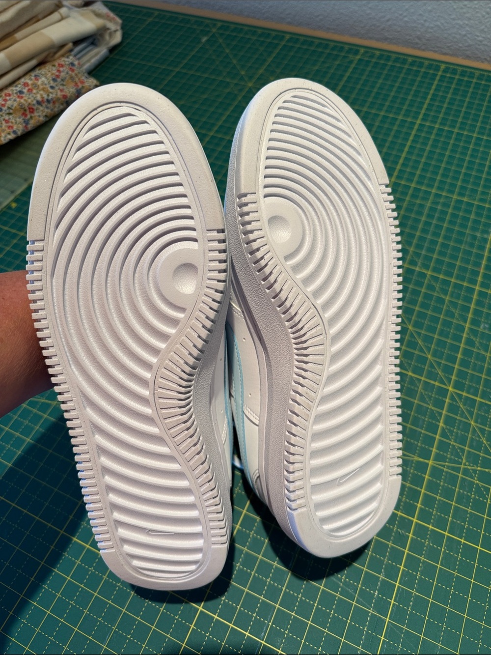 Nike White Low-Top Sneakers with Light Blue Swoosh. NEW - Picture 3 of 6
